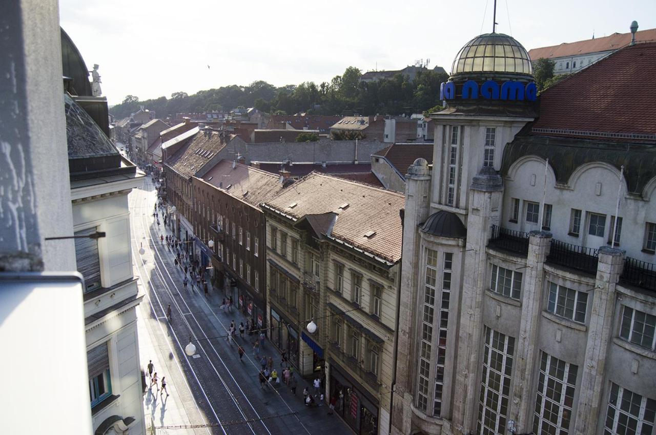 Apartment With A View Of Ban Jelacic Square *